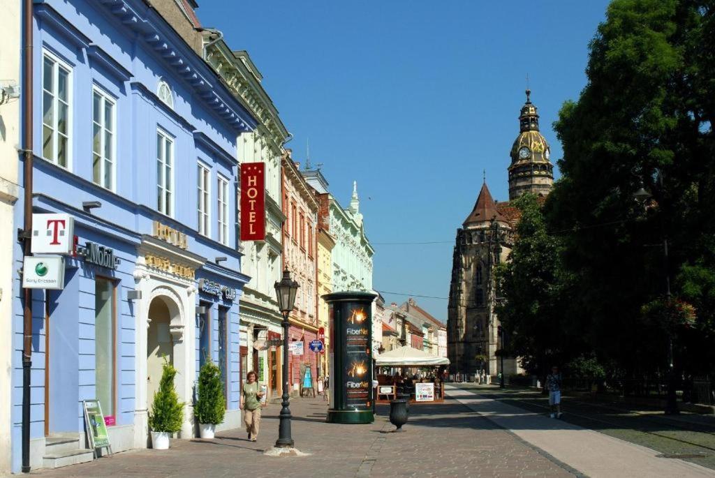 Hotel Ar Golden House Koszyce Zewnętrze zdjęcie